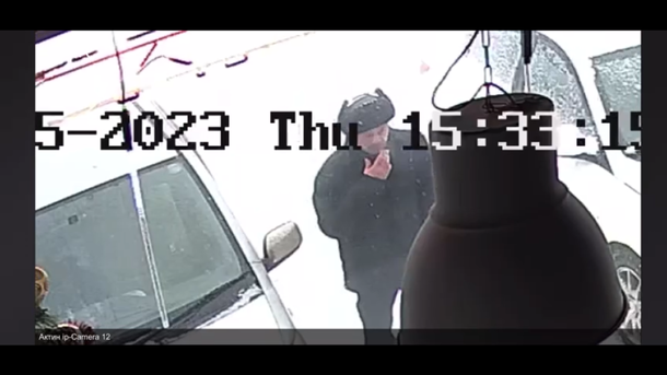 Следователи просят новосибирцев опознать подозреваемого в убийстве таксиста