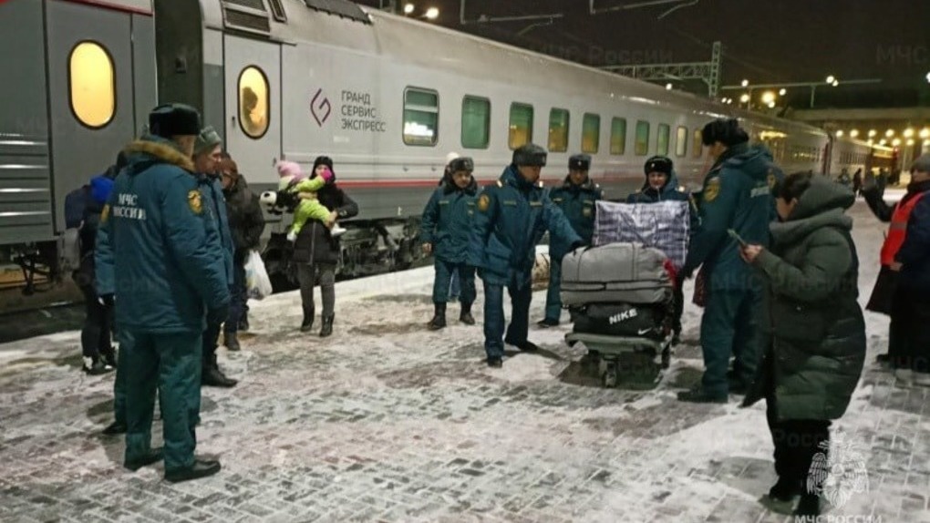 Власти Крыма опровергли эвакуацию в Омск беженцев из Джанкоя