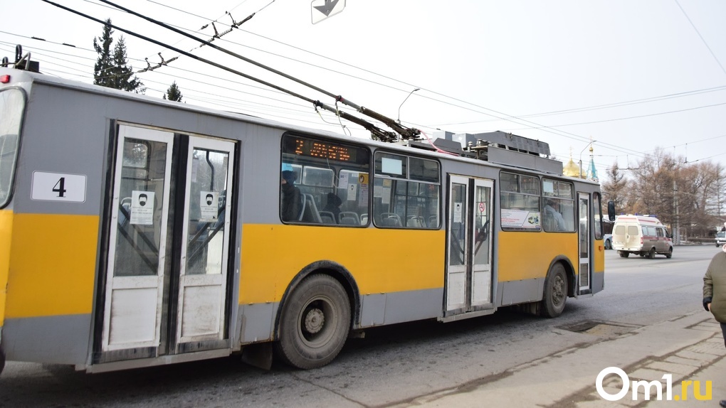 В Омске временно прекратят движение два троллейбуса