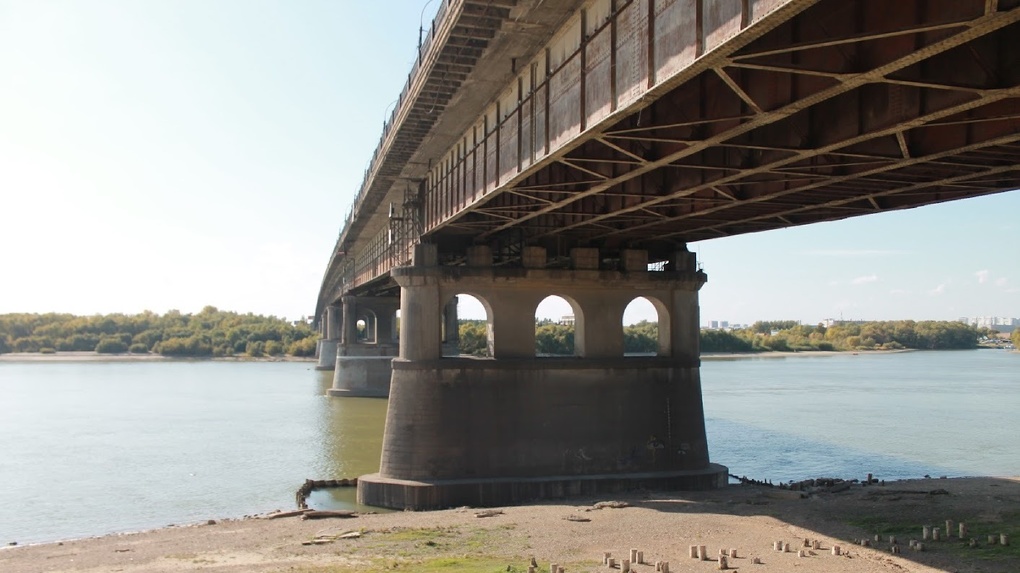 На капитальный ремонт Ленинградского моста в Омске выделили больше 2 миллиардов рублей