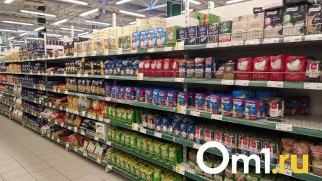 Омский школьник оставил в книге жалоб сообщение о «минировании» супермаркета