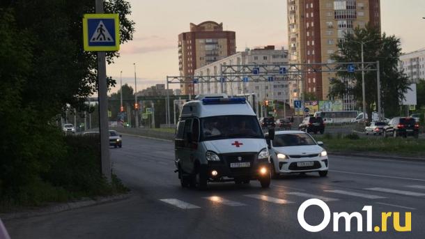 В Омской области молодой парень упал в бетономешалку и погиб
