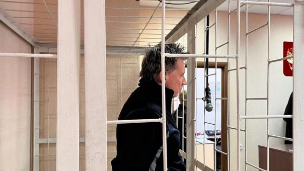 «Намекали, что посадят после стройки»: супруга главы «МЕТРО Мир» Мысика назвала размер зарплаты мужа