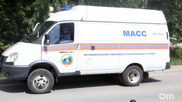 Тела двух мужчин нашли запертыми в квартирах в Новосибирске