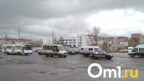 Популярная омская маршрутка не вернётся на центральные улицы из-за проблем федерального масштаба