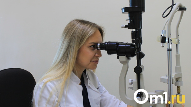 Сколько стоит и можно ли ослепнуть? Омский офтальмолог рассказала о тонкостях лазерной коррекции зрения