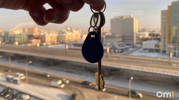 Омичам придётся семь лет копить на квартиру и не есть