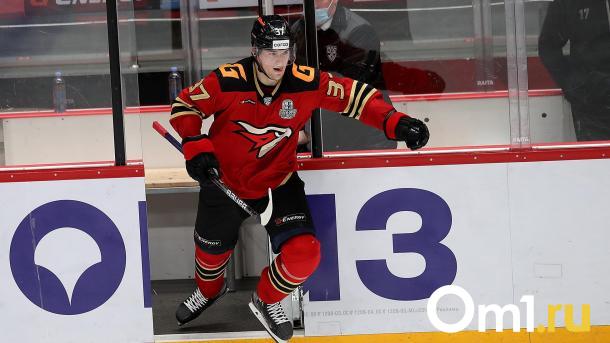 Экс-игрок «Авангарда» Клим Костин устроил драку в НХЛ