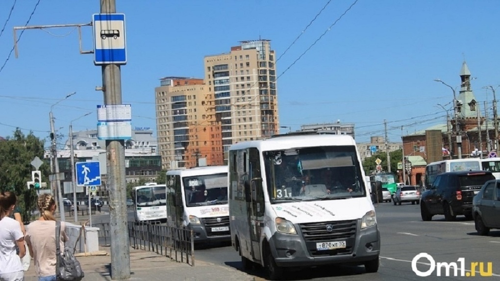 Маршруток в Омске станет в два раза меньше после введения новой транспортной сети