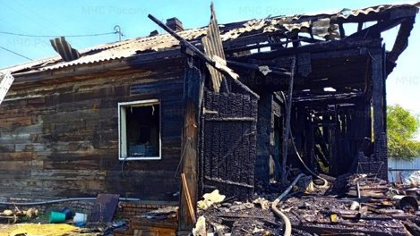 Военнослужащий СВО спас семью из горящего дома в Новосибирской области