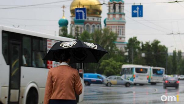 К Омской области приближается циклон с похолоданием и дождями