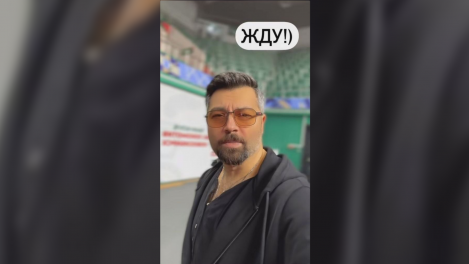 Концерт Алексея Чумакова задержали на полчаса в Новосибирске