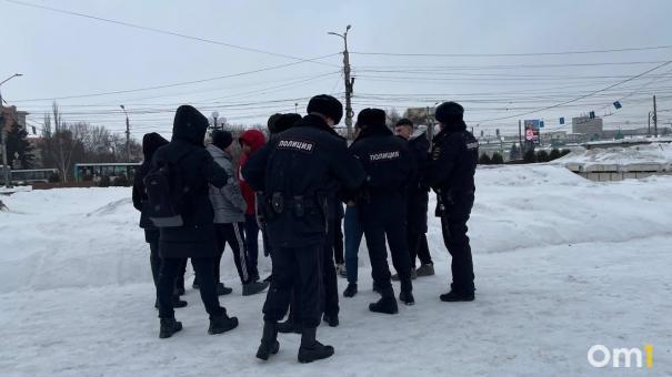 В омской полиции прокомментировали серию задержаний подростков в «Меге»