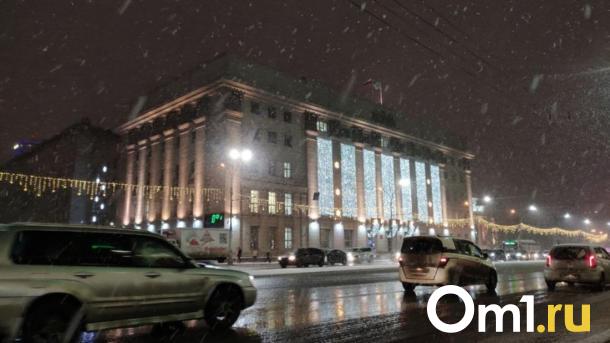 Оперативно устранять ямы на дорогах потребовал мэр Новосибирска Кудрявцев