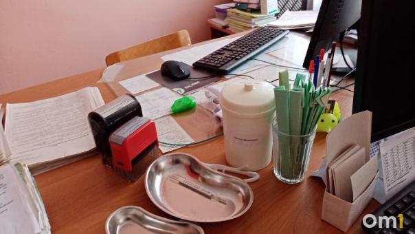 Официальная ротация: в омских медучреждениях продолжают менять главврачей