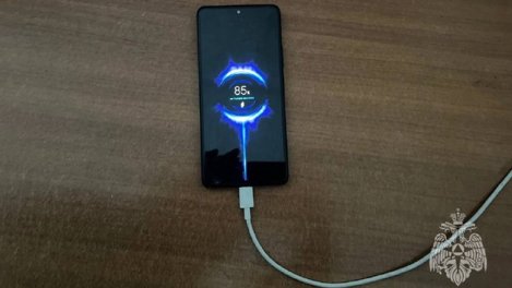 Загорелся матрас: школьник получил ожоги от зарядки для телефона в Новосибирске