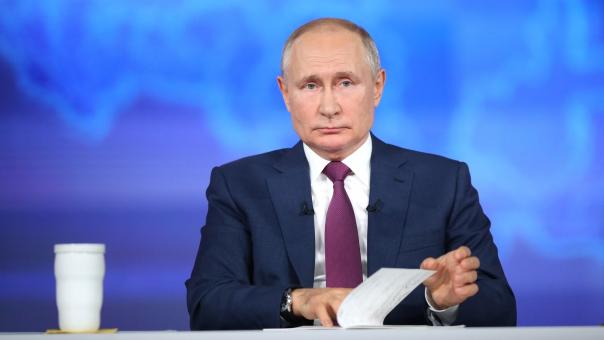Владимир Путин отстранил омича от обязанностей представителя президента в Квалификационной коллегии судей