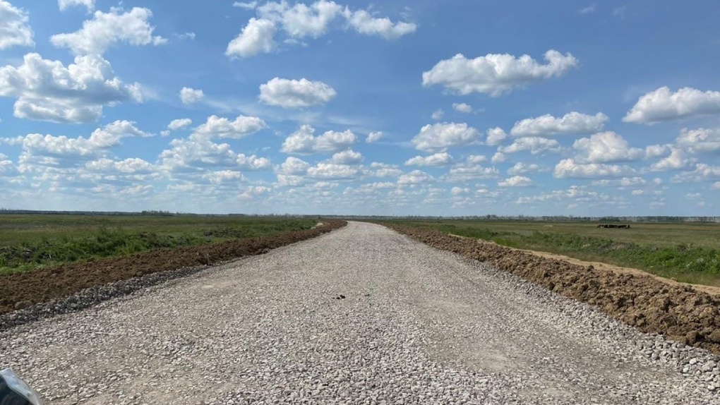 В Омской области продолжается ремонт 10-километровой дороги Крутинка-Называевск