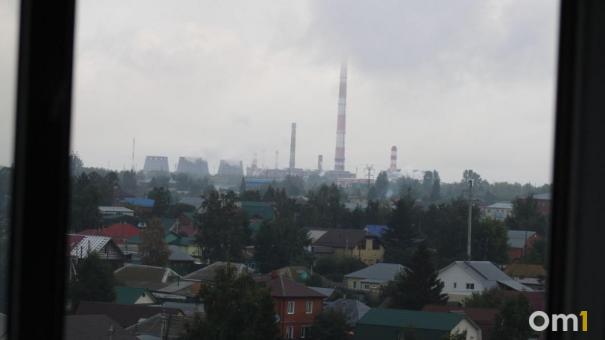 Опубликованы данные о качестве воздуха в Омске после пожара на нефтезаводе