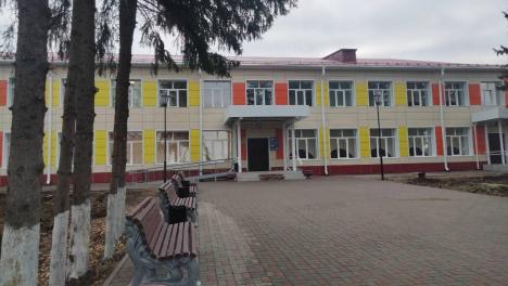 Хоценко рассказал, как в Больших Уках создали самые современные условия для детского творчества