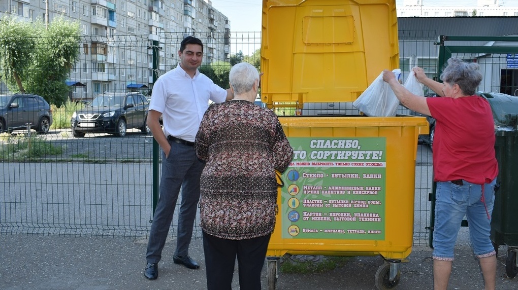 Штаб общественной поддержки помог организовать раздельный сбор мусора жителям Нефтяников
