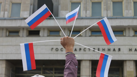 Жители Бердска устроили автопробег в честь Первомая