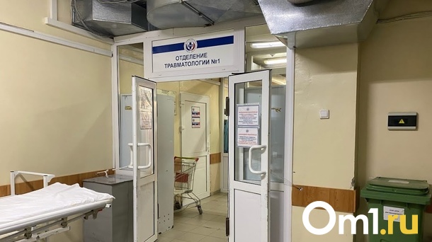 Оттаяли? В Омской области в ДТП попал велосипедист