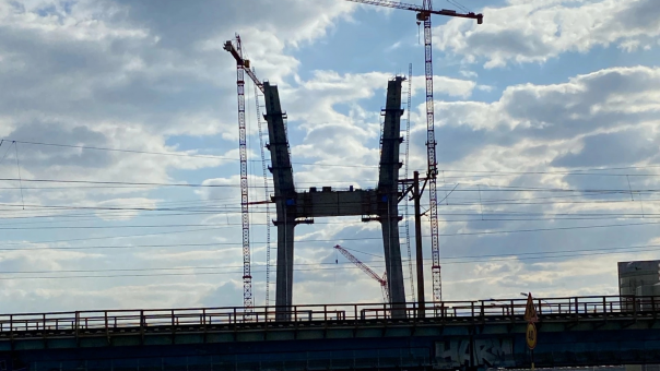 Минимальная стоимость проезда по четвёртому мосту составит 100 рублей