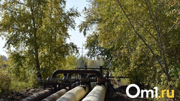 На проспекте Мира в Омске прорвало трубу — улица залита кипятком