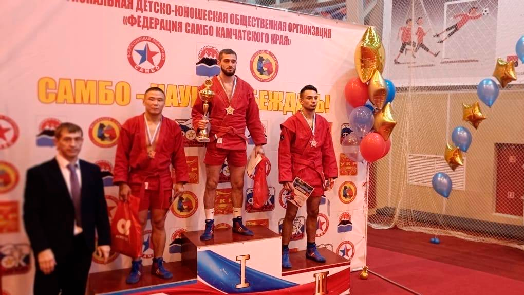 Спортсмен из Новосибирска стал мастером спорта по боевому самбо