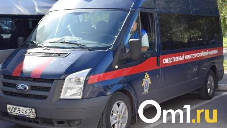 Смертельный конфликт: в омском доме обнаружено тело мужчины