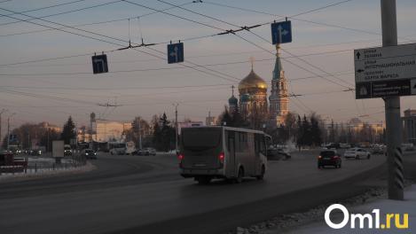 «До игры – час. Стою у СибАДИ. Успею?»: как я ехал на хоккей через мост у Телецентра