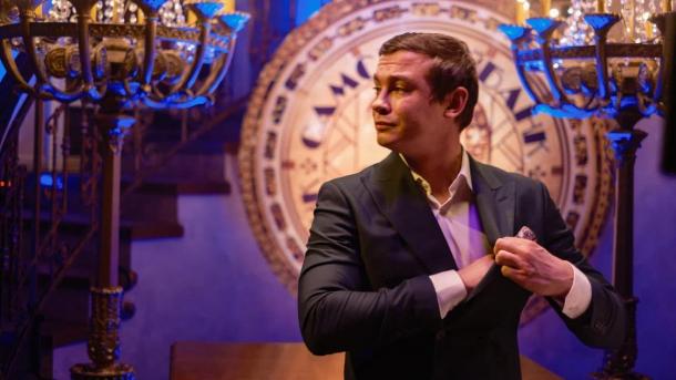 Новосибирец Никита Кологривый сыграет близнецов в комедийном сериале