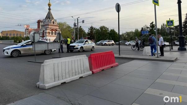 В Омске на два дня закроют движение по улице Магистральной