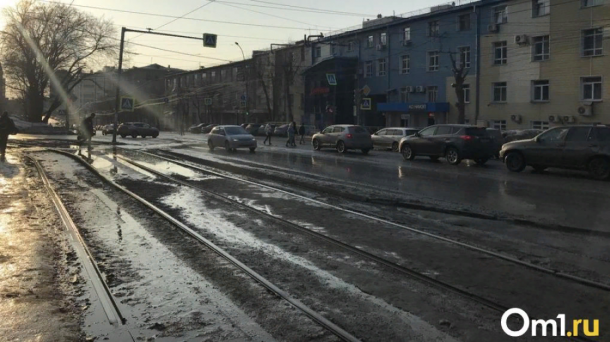 Власти ответили на жалобы омичей о нехватке автобусов и пробках