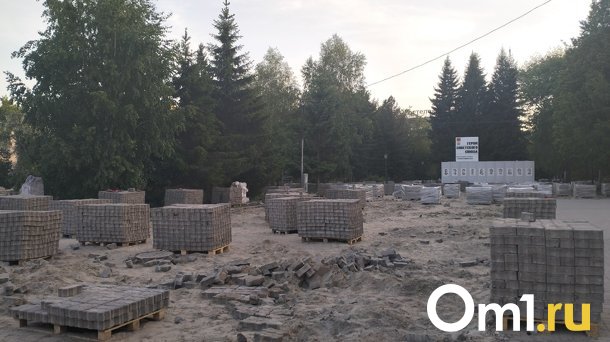 Мэр Новосибирска обвинил предпринимателей в задержке при реконструкции Первомайского сквера