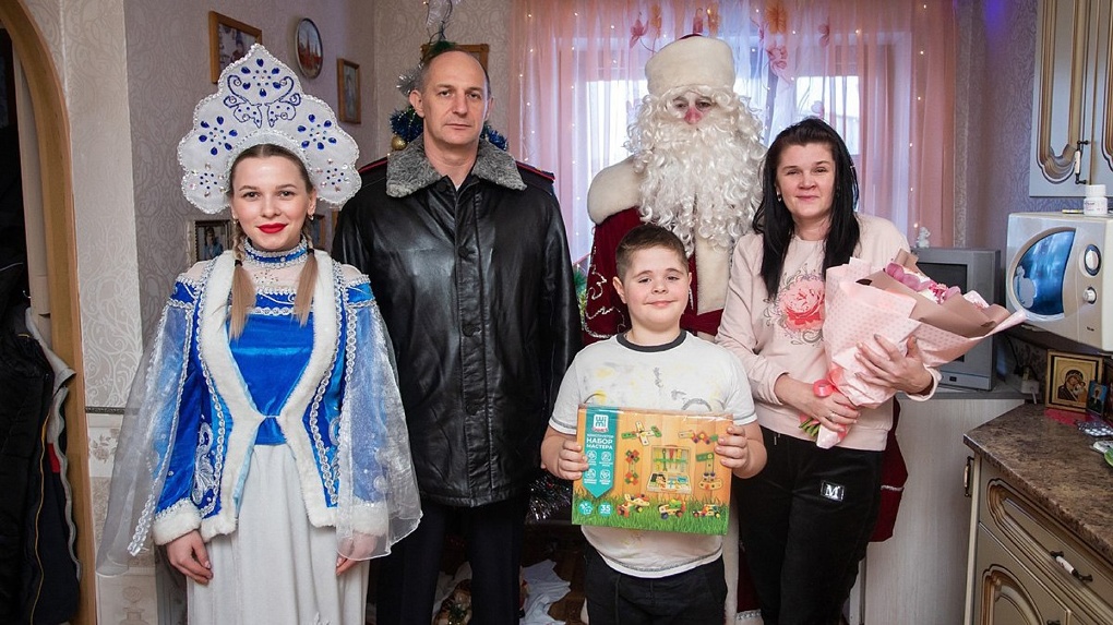 В Рождество статс-секретарь — замминистра внутренних дел РФ Зубов исполнил желание маленького омича