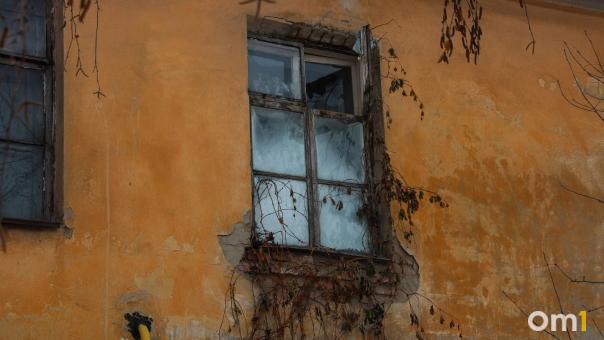 Дома на Бердском шоссе и Фабричной признали аварийными в Новосибирске