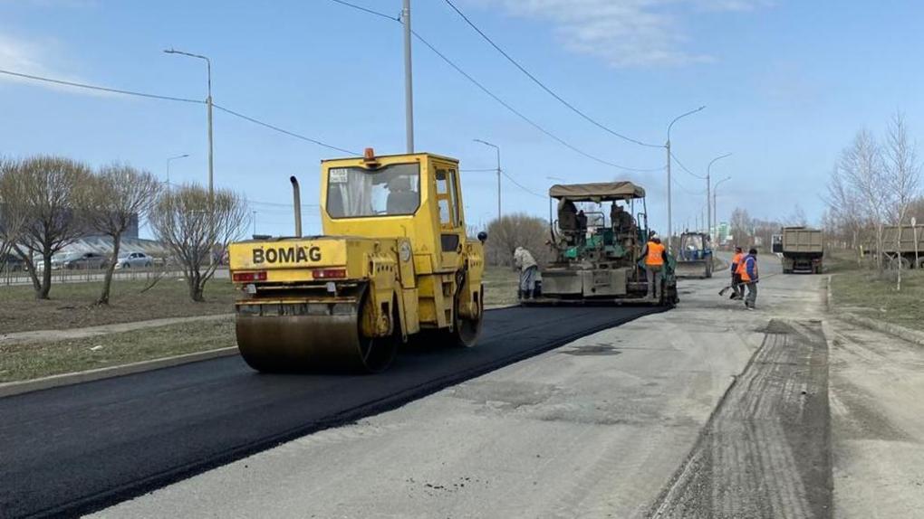 Омску выделили 100 миллионов на ремонт дорог по Красному Пути и Карла Маркса