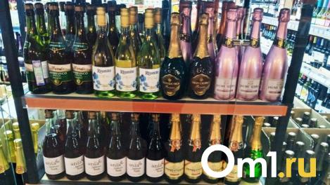Сухой закон на День Победы: в Новосибирске нельзя купить алкоголь 9 мая