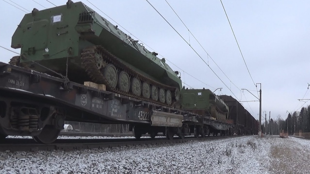 Военный эшелон поезд фото