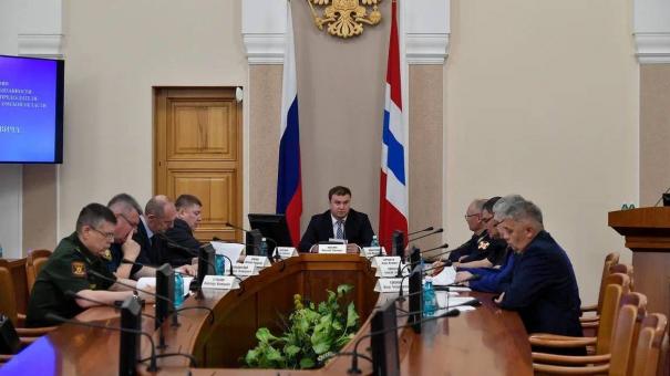 В Омске усилят работу по воспитанию патриотизма у студентов вузов