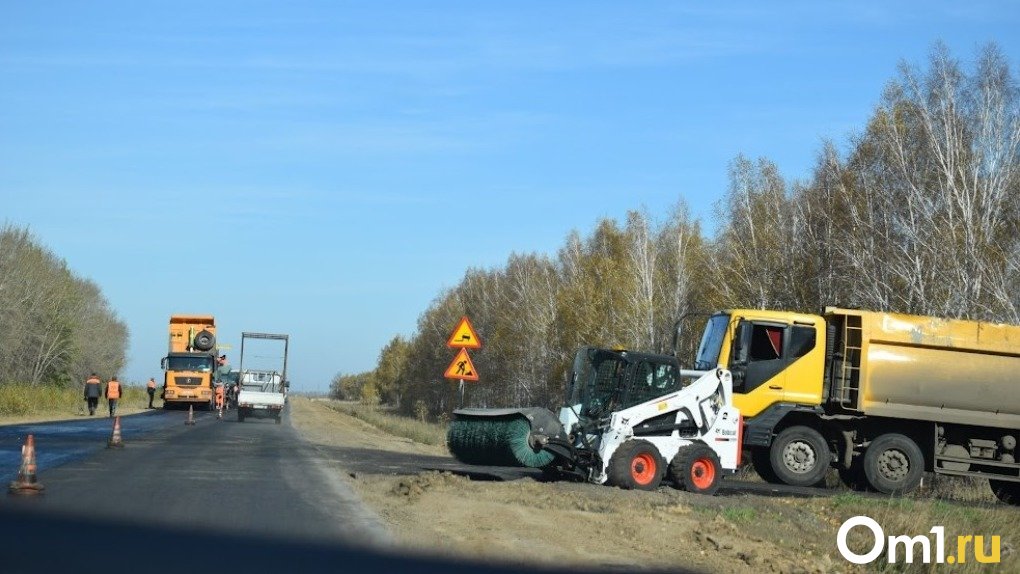 Дорожники завершают ремонт Сыропятского тракта, на который жаловались омичи