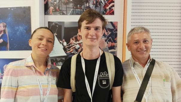 Педагог из Омской области вышел в полуфинал телепроекта «Классная тема»