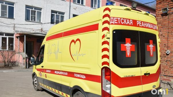 В Омске ребёнок попал под колёса автоэвакуатора
