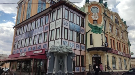 В Омске улицу в центре города сделали односторонней. СХЕМА