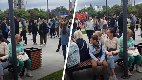 СРОЧНО! В Новосибирске эвакуировали 1000 человек из ТРЦ «Аура»