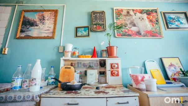 Омичка получила тяжёлый ожог, выпив уксусную кислоту