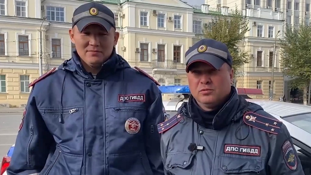 Омские полицейские помогли роженице в чрезвычайной ситуации