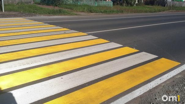 На пешеходном переходе в Омске сбили девочку-подростка